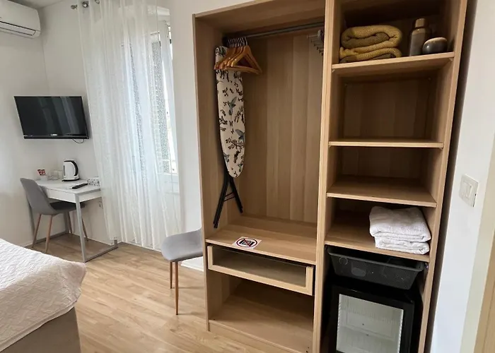 Soukki Town Centre 1 Гостевой дом