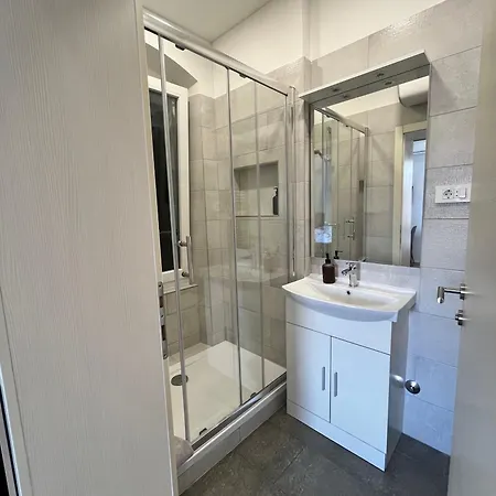 Soukki Town Centre 1 3* スプリト