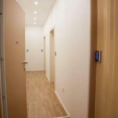 Soukki Town Centre 1 게스트하우스 스플리트